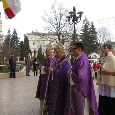 13 decembrie: Iaşi: Deschiderea porţii sfinte a Anului Jubiliar. Foto: Andrei Gherghel