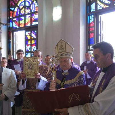 13 decembrie: Iaşi: Deschiderea porţii sfinte a Anului Jubiliar. Foto: Andrei Gherghel