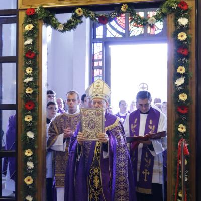 13 decembrie: Iaşi: Deschiderea porţii sfinte a Anului Jubiliar. Foto: Andrei Gherghel