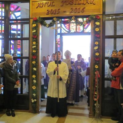 13 decembrie: Iaşi: Deschiderea porţii sfinte a Anului Jubiliar. Foto: Andrei Gherghel