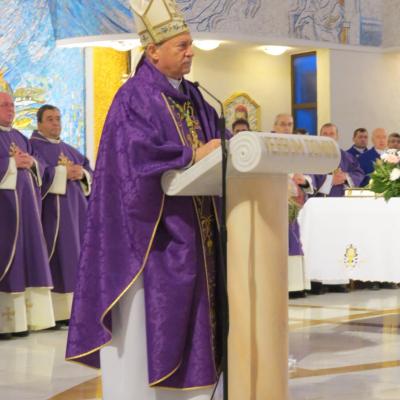 13 decembrie: Iaşi: Deschiderea porţii sfinte a Anului Jubiliar. Foto: Andrei Gherghel