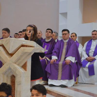 13 decembrie: Bacău: Deschiderea Porţii sfinte a Milostivirii