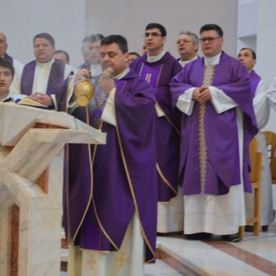 13 decembrie: Bacău: Deschiderea Porţii sfinte a Milostivirii