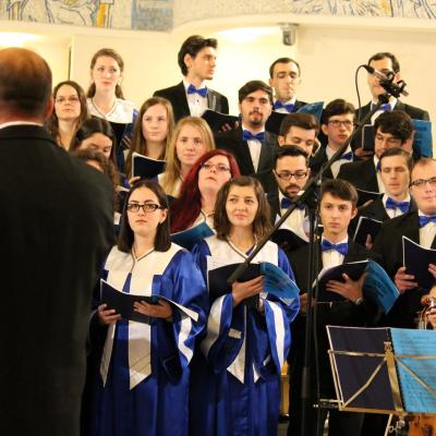 13 decembrie: Iaşi: Concert de colinde al Corului "Juvenes Ecclesiae" în catedrala "Sfânta Fecioară Maria, Regină"