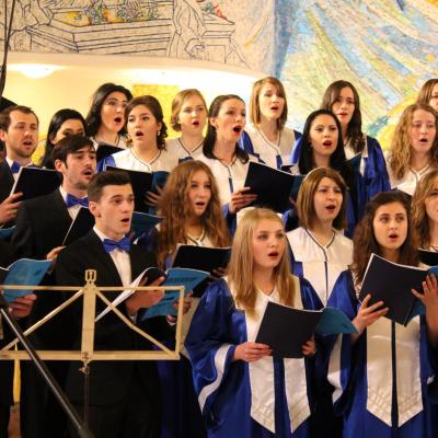 13 decembrie: Iaşi: Concert de colinde al Corului "Juvenes Ecclesiae" în catedrala "Sfânta Fecioară Maria, Regină"