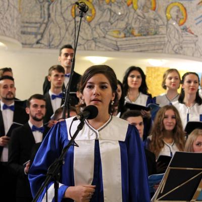 13 decembrie: Iaşi: Concert de colinde al Corului "Juvenes Ecclesiae" în catedrala "Sfânta Fecioară Maria, Regină"