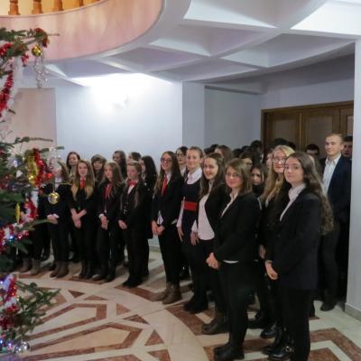 13-23 decembrie: Iaşi: Colindători la Episcopie