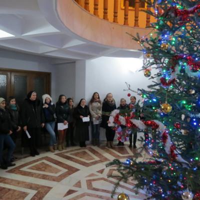 13-23 decembrie: Iaşi: Colindători la Episcopie