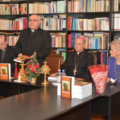 15 decembrie: Iaşi: Lansarea cărţii "Pelerinul iubirii milostive. Sfântul Ioan Paul al II-lea şi România", de Ecaterina Hanganu, la sediul Episcopiei Romano-Catolice de Iaşi