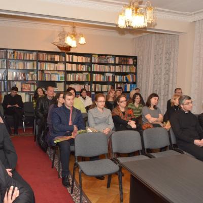 15 decembrie: Iaşi: Lansarea cărţii "Pelerinul iubirii milostive. Sfântul Ioan Paul al II-lea şi România", de Ecaterina Hanganu, la sediul Episcopiei Romano-Catolice de Iaşi