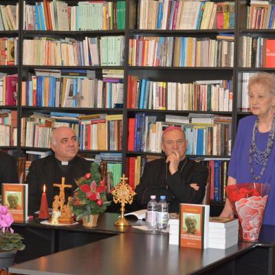 15 decembrie: Iaşi: Lansarea cărţii "Pelerinul iubirii milostive. Sfântul Ioan Paul al II-lea şi România", de Ecaterina Hanganu, la sediul Episcopiei Romano-Catolice de Iaşi