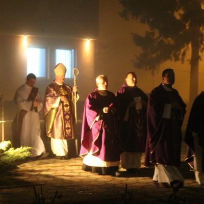 17 decembrie: Buruieneşti: Comemorarea a 10 ani de la trecerea în veşnicie a părintelui Petru Ciocan, OFMConv. şi vizita echipei Radio Maria