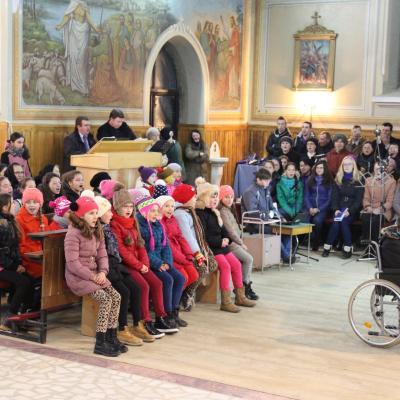 17 decembrie: Buruieneşti: Comemorarea a 10 ani de la trecerea în veşnicie a părintelui Petru Ciocan, OFMConv. şi vizita echipei Radio Maria