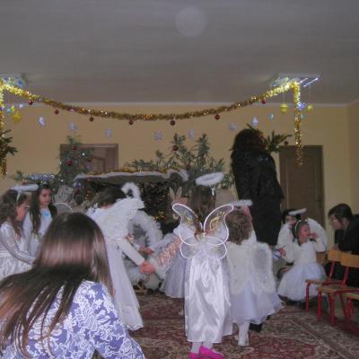 20-22 decembrie: Siret: O, ce veste minunată!