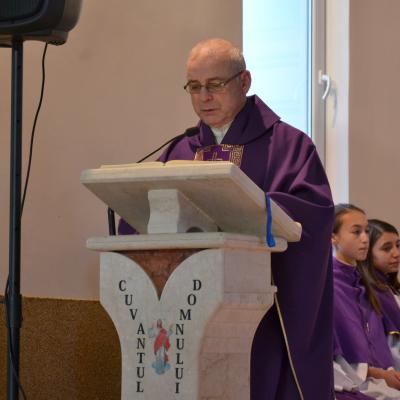 21-23 decembrie: Ciugheş: Zilele familiei şi ale milostivirii