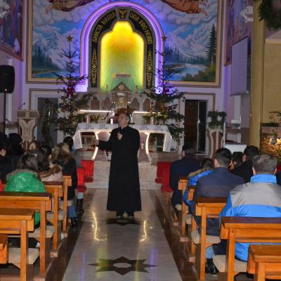 21-23 decembrie: Ciugheş: Zilele familiei şi ale milostivirii