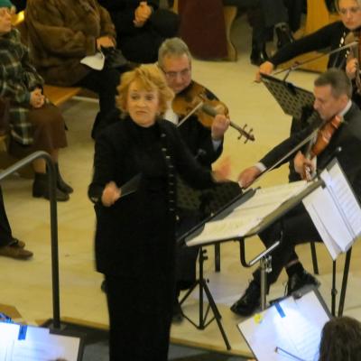 21 decembrie: Iaşi: Concert de Crăciun organizat de Filarmonica "Moldova" în catedrala "Sfânta Fecioară Maria, Regină"