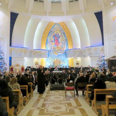 21 decembrie: Iaşi: Concert de Crăciun organizat de Filarmonica "Moldova" în catedrala "Sfânta Fecioară Maria, Regină"