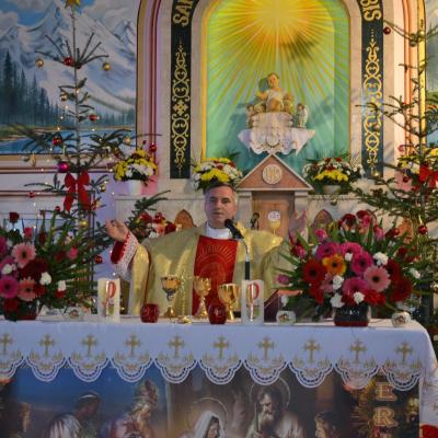 24-31 decembrie: Ciugheş: Naşterea Domnului şi cumpăna dintre ani