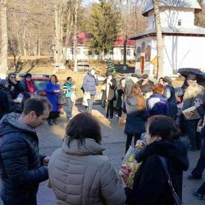 26 decembrie: Iaşi "Sfânta Tereza": Pruncuşorul Isus în vizită la bolnavii de la spitalul Pădureni-Grajduri