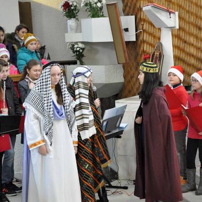 27 decembrie: Gherăeşti: Sărbătoarea Familiilor