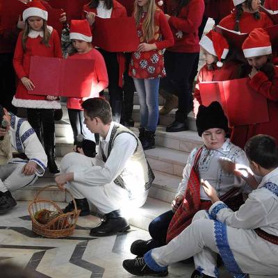 27 decembrie: Gherăeşti: Sărbătoarea Familiilor
