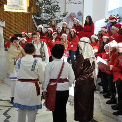 27 decembrie: Gherăeşti: Sărbătoarea Familiilor