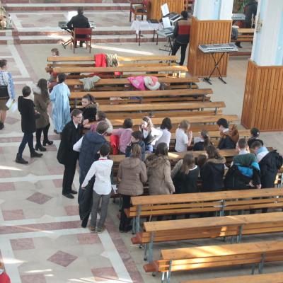 28 decembrie: Tămăşeni: Festival de colinde