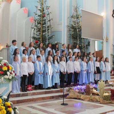 28 decembrie: Tămăşeni: Festival de colinde
