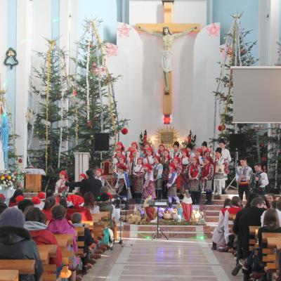 28 decembrie: Tămăşeni: Festival de colinde
