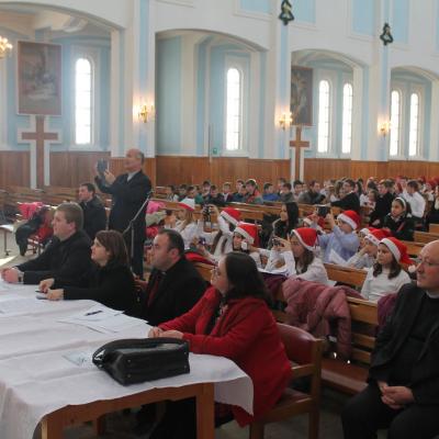 28 decembrie: Tămăşeni: Festival de colinde