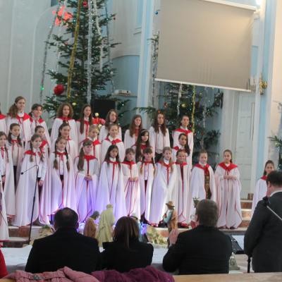 28 decembrie: Tămăşeni: Festival de colinde