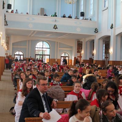 28 decembrie: Tămăşeni: Festival de colinde