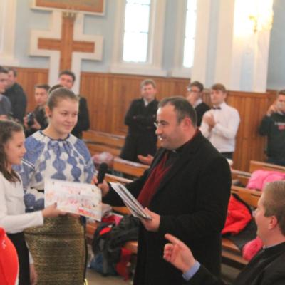 28 decembrie: Tămăşeni: Festival de colinde