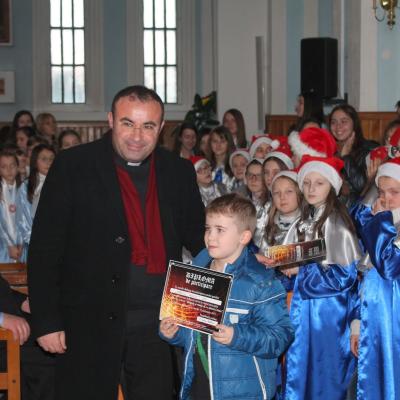 28 decembrie: Tămăşeni: Festival de colinde