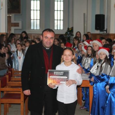 28 decembrie: Tămăşeni: Festival de colinde