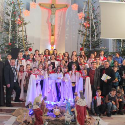 28 decembrie: Tămăşeni: Festival de colinde