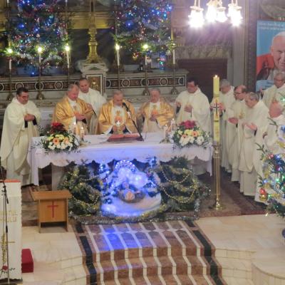 30 decembrie: Iaşi: Comemorarea centenarului morţii primului episcop de Iaşi, Nicolae-Iosif Camilli, şi lansare de cărţi