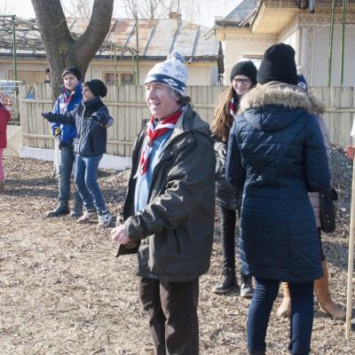 24 ianuarie: Cercetaşii din Pildeşti şi copii din Simioneşti se roagă şi se joacă împreună
