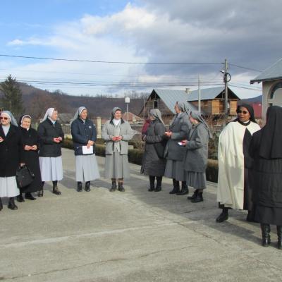 2 februarie: Oneşti: Celebrarea zonală a Zilei Mondiale a Persoanelor Consacrate