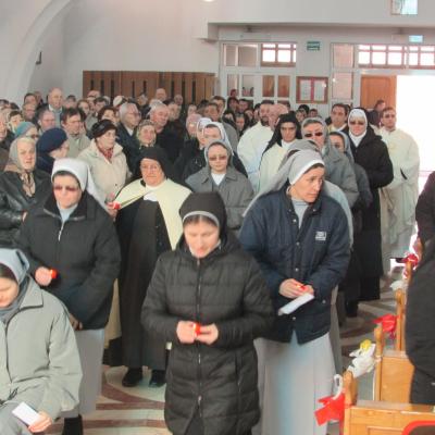 2 februarie: Oneşti: Celebrarea zonală a Zilei Mondiale a Persoanelor Consacrate