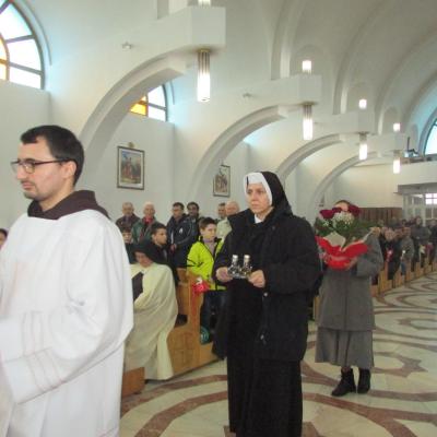 2 februarie: Oneşti: Celebrarea zonală a Zilei Mondiale a Persoanelor Consacrate