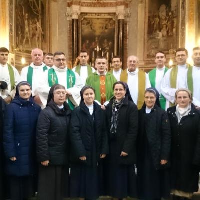 7 februarie: Roma: Sărbătoarea persoanelor consacrate