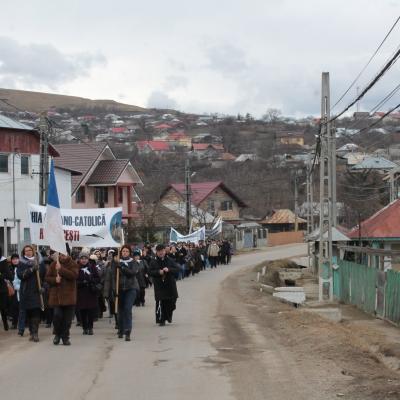 11 februarie: Luizi-Călugăra: Întâlnirea anuală a "Armatei Maicii Domnului"