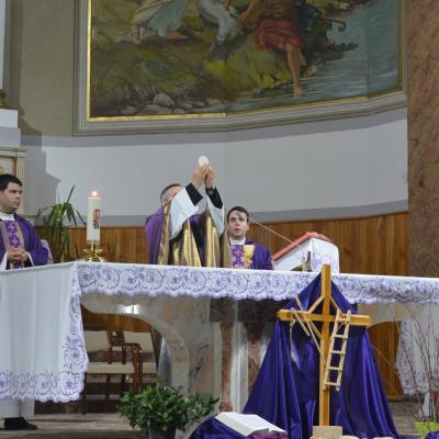 12-14 februarie: Săbăoani: Zilele familiei şi ale milostivirii în Parohia "Sfântul Arhanghel Mihail"