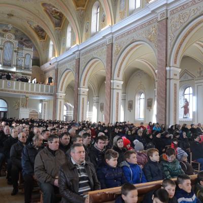 12-14 februarie: Săbăoani: Zilele familiei şi ale milostivirii în Parohia "Sfântul Arhanghel Mihail"