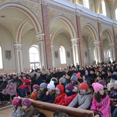 12-14 februarie: Săbăoani: Zilele familiei şi ale milostivirii în Parohia "Sfântul Arhanghel Mihail"