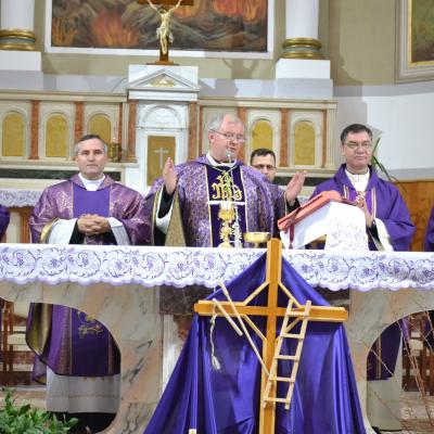 12-14 februarie: Săbăoani: Zilele familiei şi ale milostivirii în Parohia "Sfântul Arhanghel Mihail"