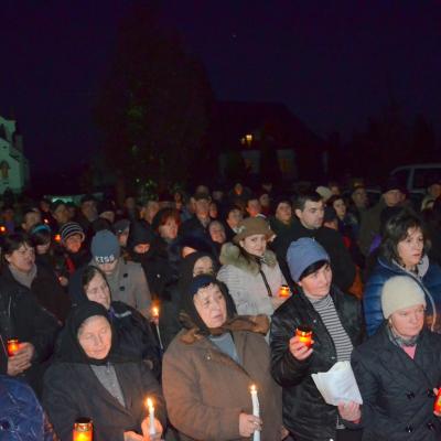 14 februarie: Teţcani: Sfinţirea unei grote dedicate persoanelor consacrate