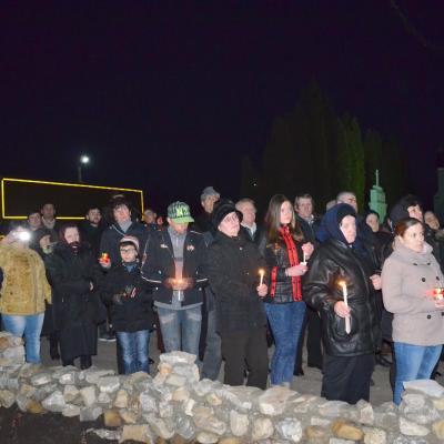 14 februarie: Teţcani: Sfinţirea unei grote dedicate persoanelor consacrate